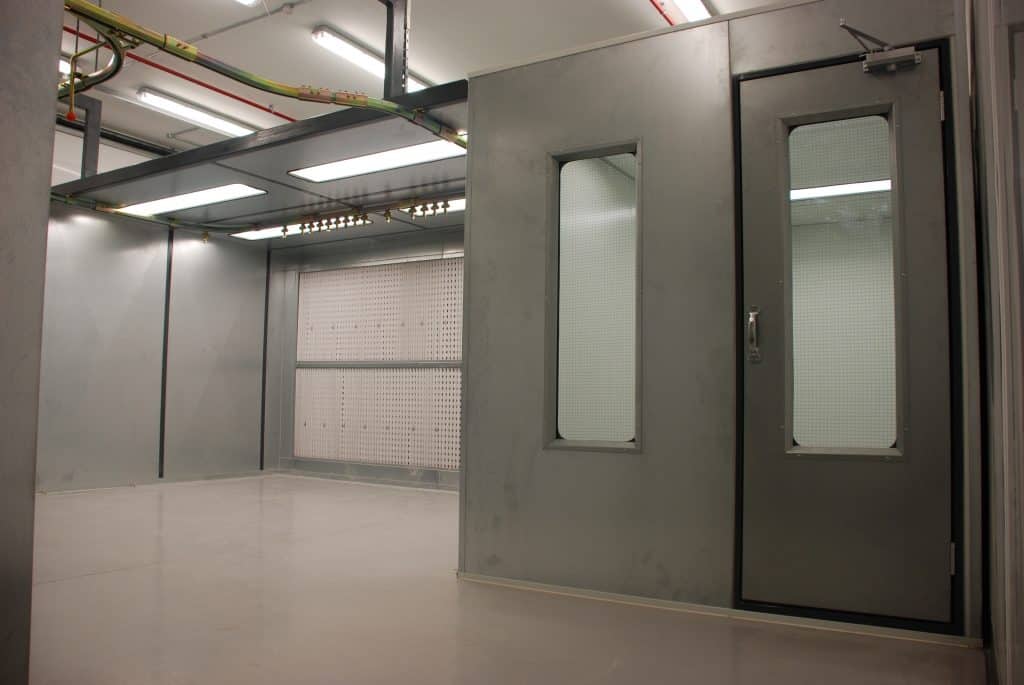 dry filter spray booth